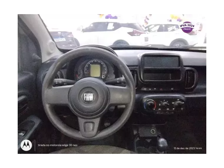 Fiat Mobi Prata 4