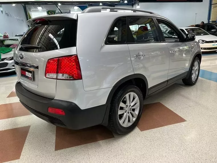 KIA Sorento Prata 16