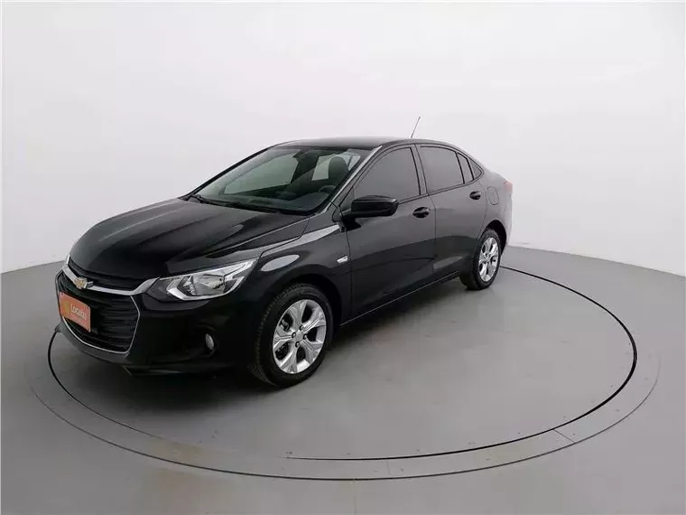 Chevrolet Onix Preto 15