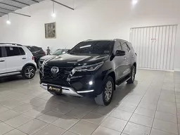 Toyota Hilux SW4