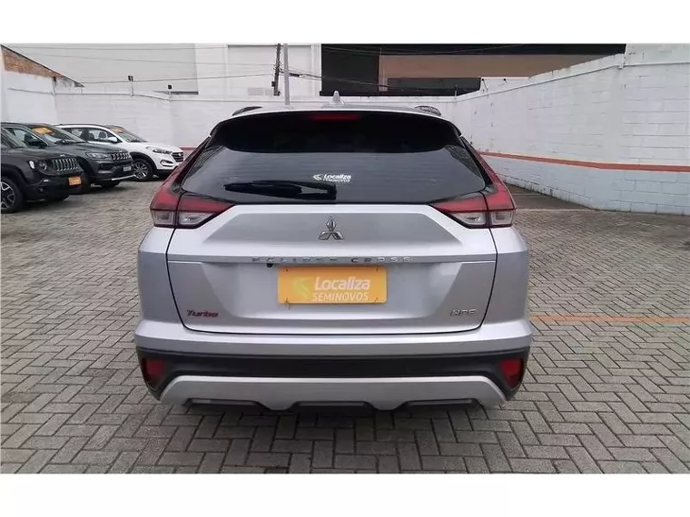 Mitsubishi Eclipse Cross Prata 6