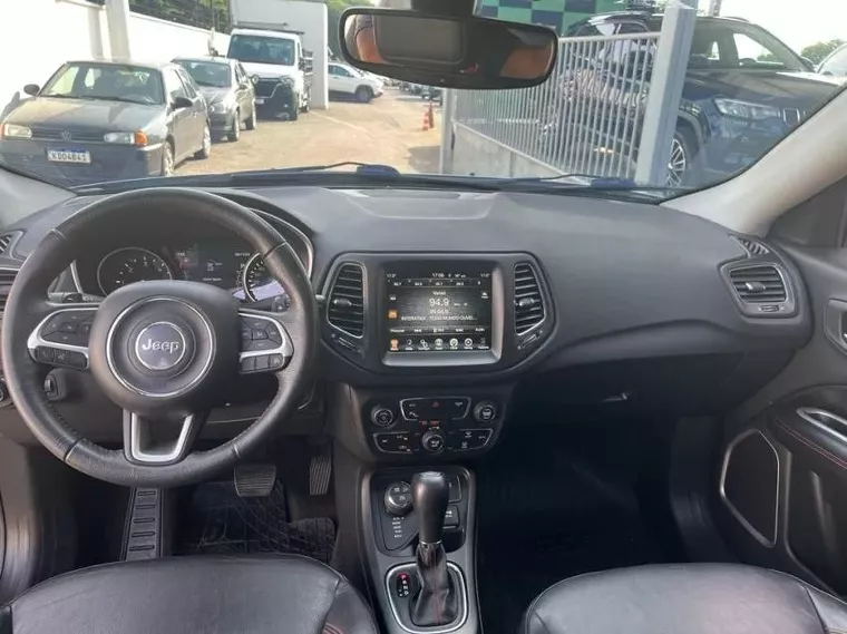 Jeep Compass Branco 21