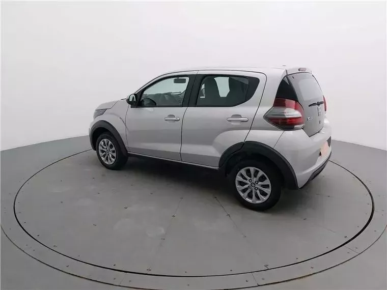 Fiat Mobi Prata 3