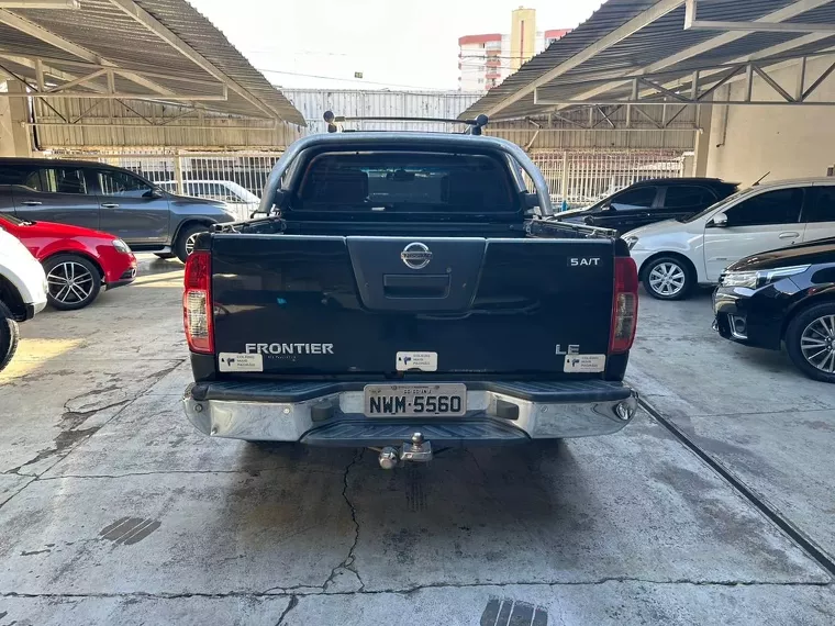 Nissan Frontier Prata 11