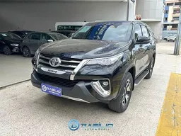 Toyota Hilux SW4