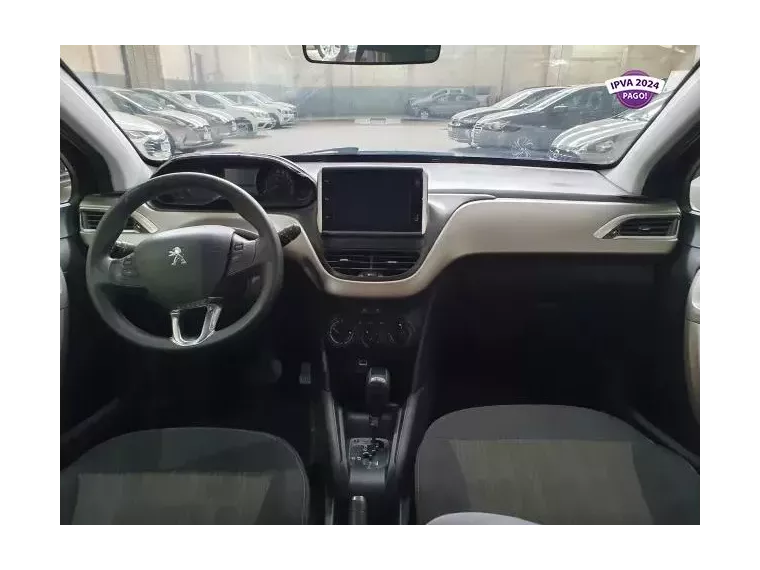 Peugeot 2008 Preto 4