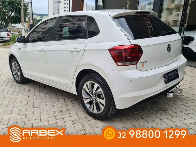 Volkswagen Polo Hatch Branco 15