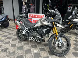 Triumph Tiger 900