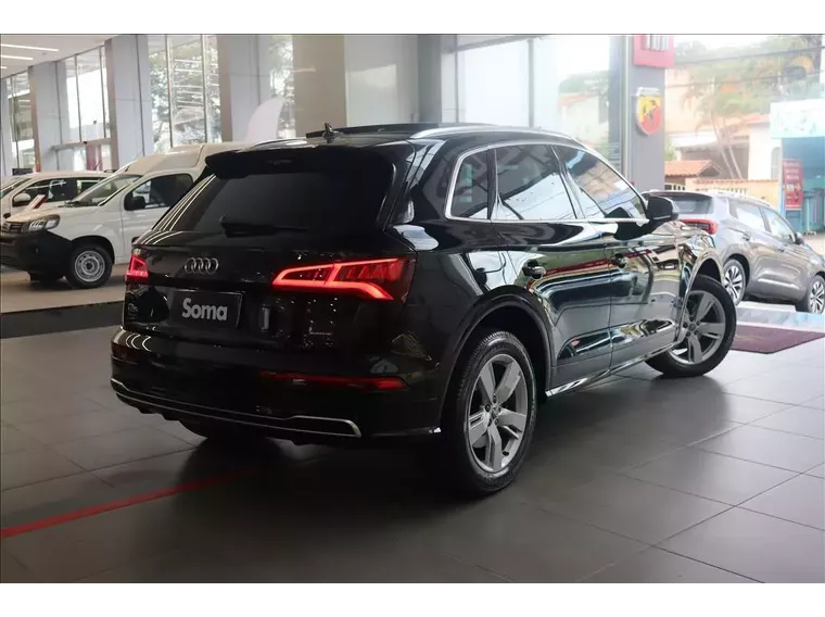 Audi Q5 Preto 2