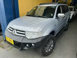 Mitsubishi Pajero Dakar