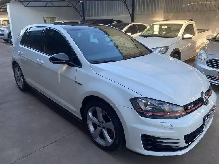 Volkswagen Golf Branco 13