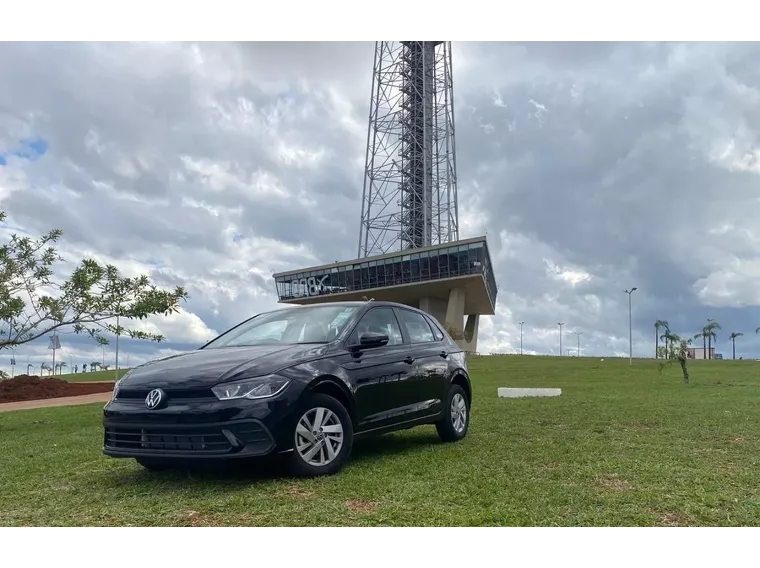 Volkswagen Polo Hatch Preto 13