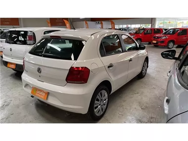 Volkswagen Gol Branco 4