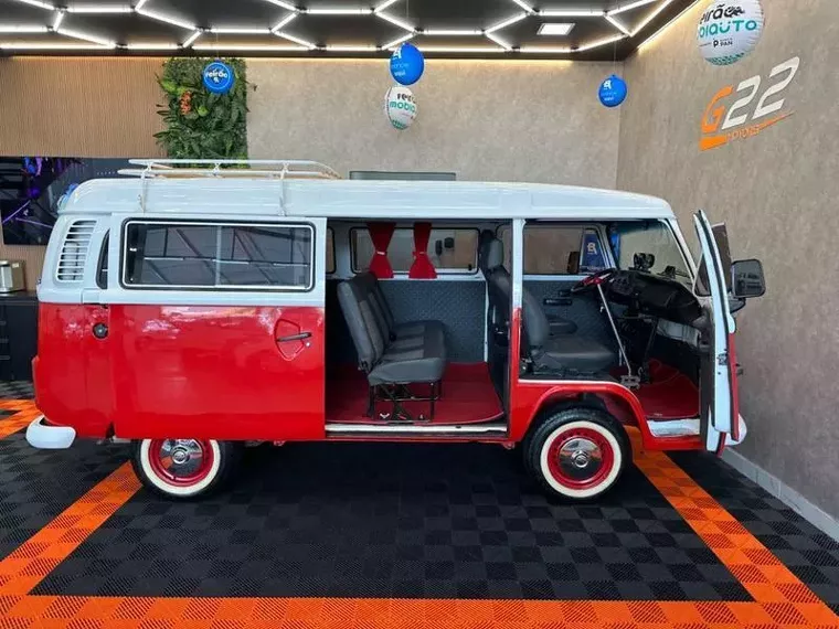 Volkswagen Kombi Branco 5