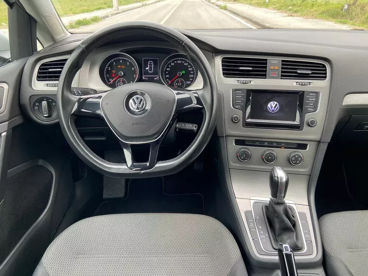 Volkswagen Golf Branco 6