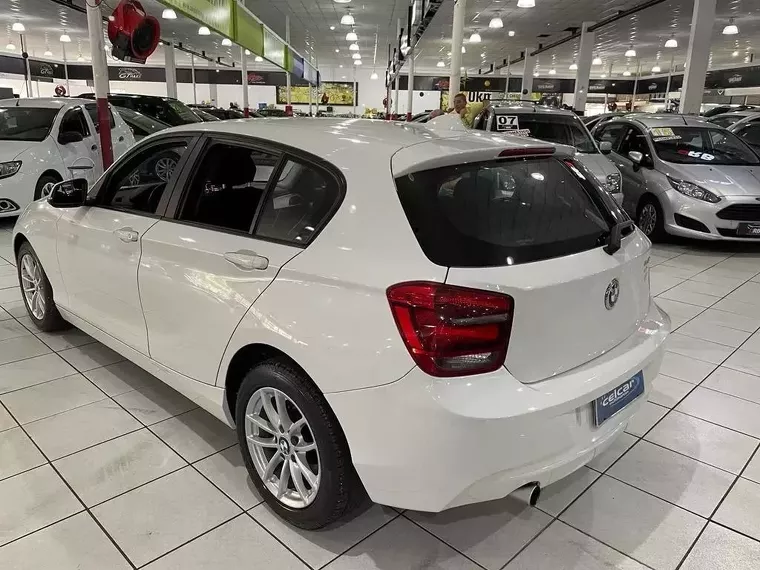 BMW 118i Branco 17