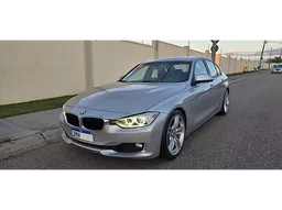 BMW 320i