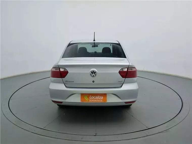 Volkswagen Voyage Prata 13