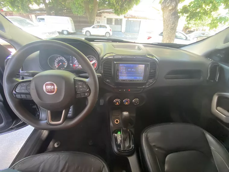 Fiat Toro Preto 5