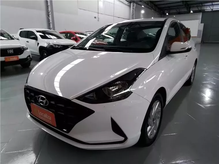 Hyundai HB20S Branco 11