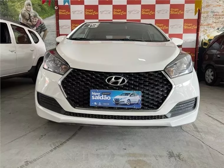 Hyundai HB20S Branco 1