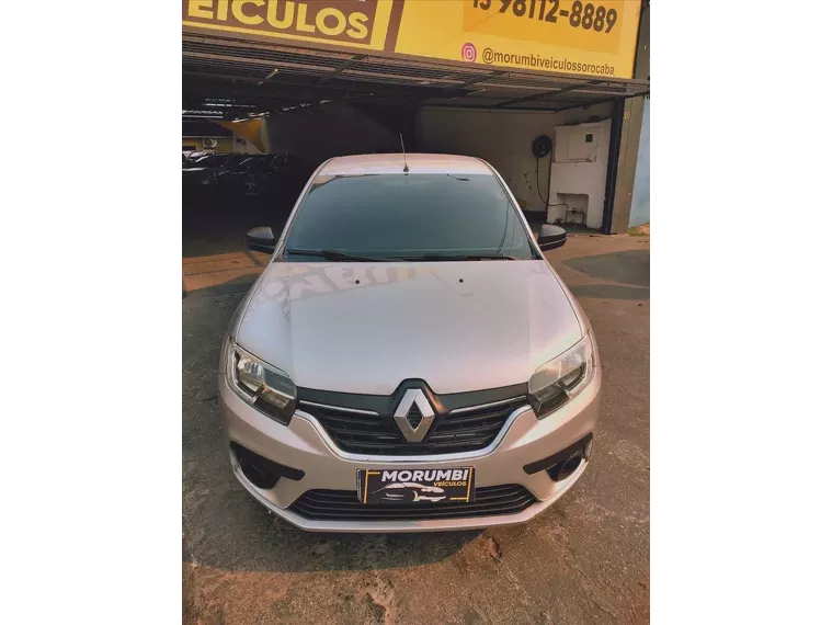 Renault Logan Prata 2