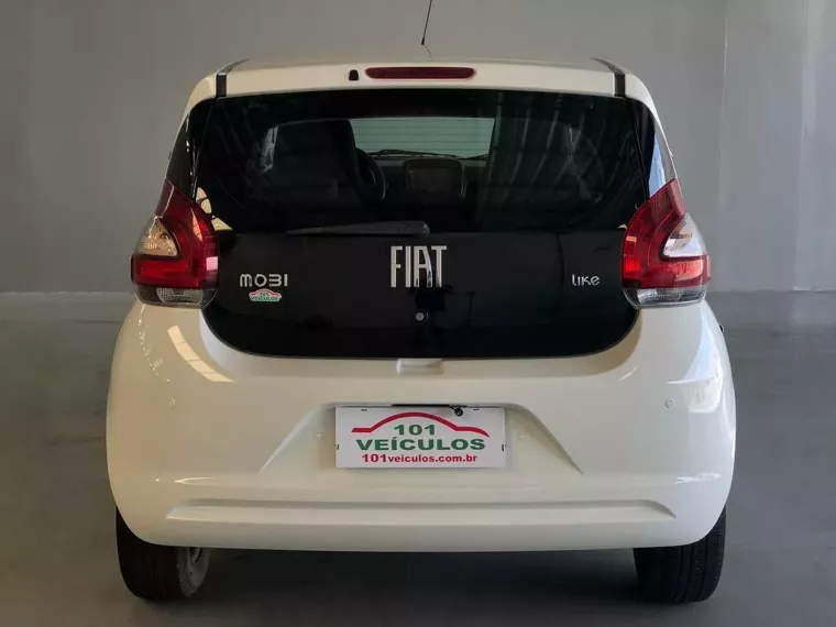 Fiat Mobi Branco 21