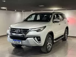Toyota Hilux SW4