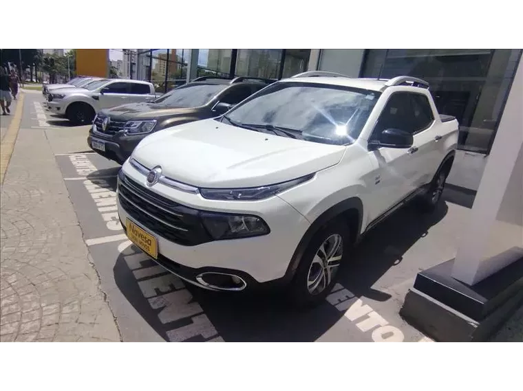 Fiat Toro Branco 4