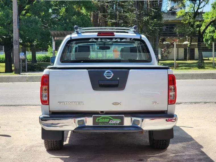 Nissan Frontier Branco 1