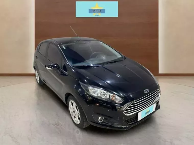 Ford Fiesta Preto 1