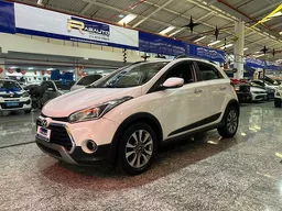 Hyundai HB20X
