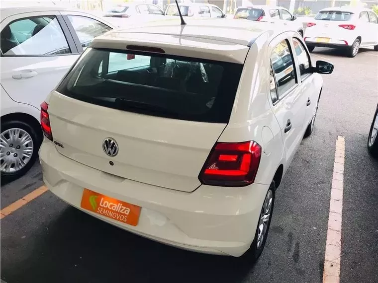 Volkswagen Gol Branco 2