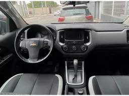 Toyota Hilux SW4