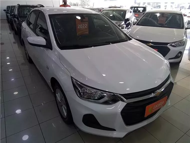 Chevrolet Onix Branco 1