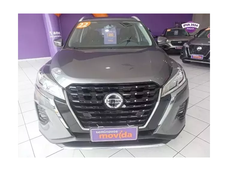 Nissan Kicks Cinza 4