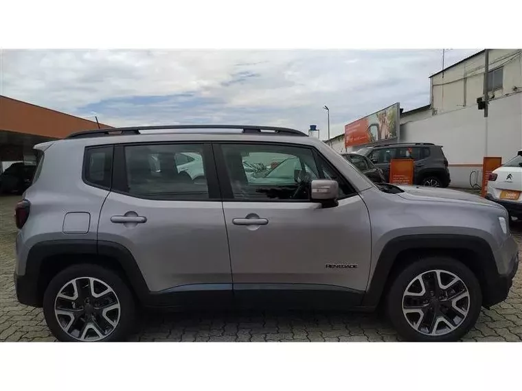 Jeep Renegade Prata 13