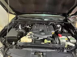 Toyota Hilux SW4