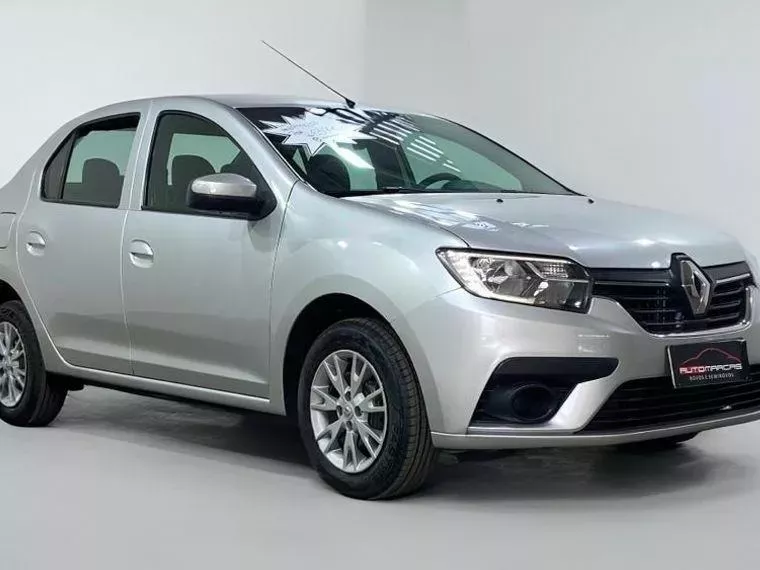 Renault Logan Prata 15