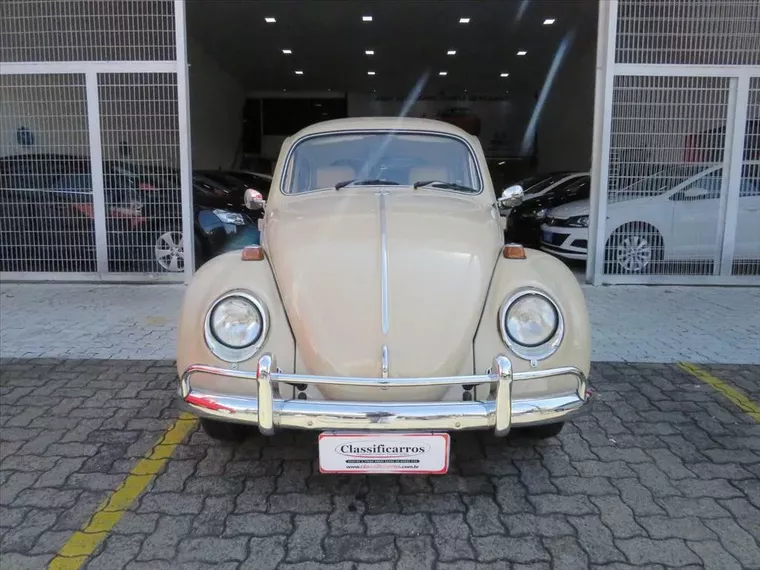 Volkswagen Fusca Bege 16