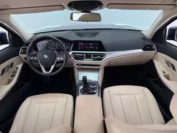 BMW 320i