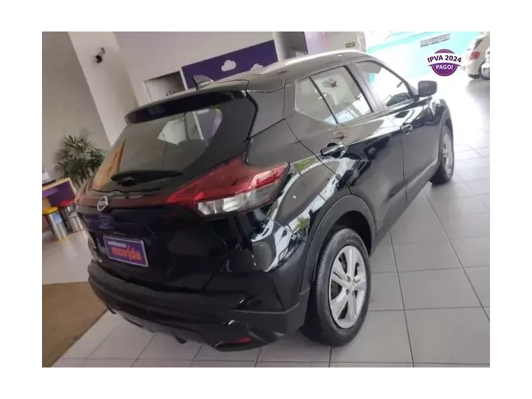 Nissan Kicks Preto 2