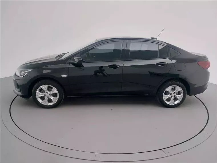 Chevrolet Onix Preto 7