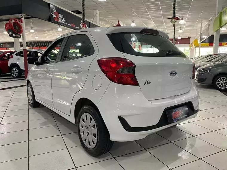 Ford KA Branco 11