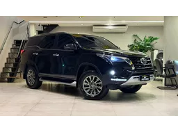Toyota Hilux SW4