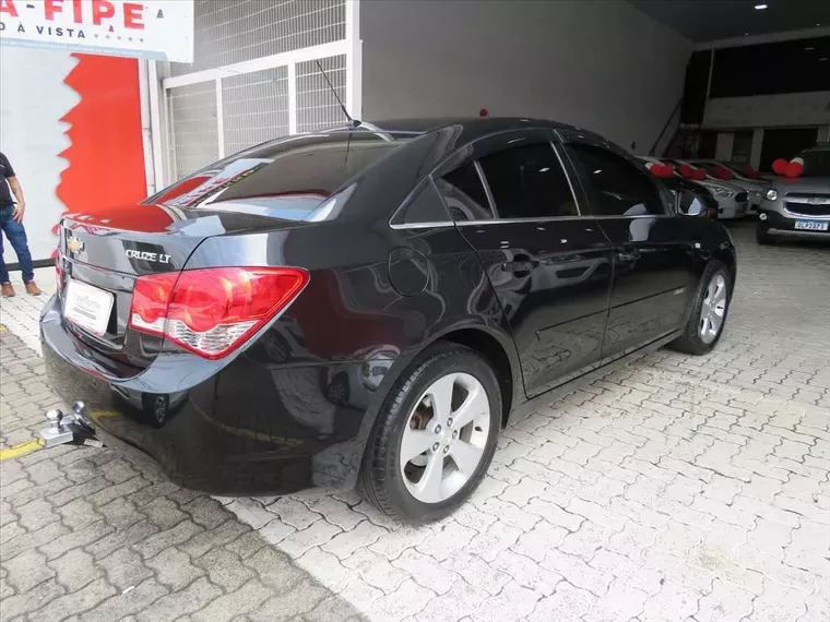 Chevrolet Cruze Preto 2