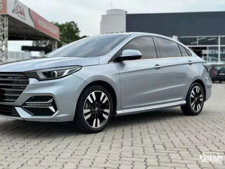 Chery Arrizo 6 Pro Prata 4