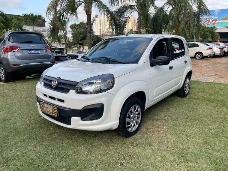 Fiat Uno Branco 5