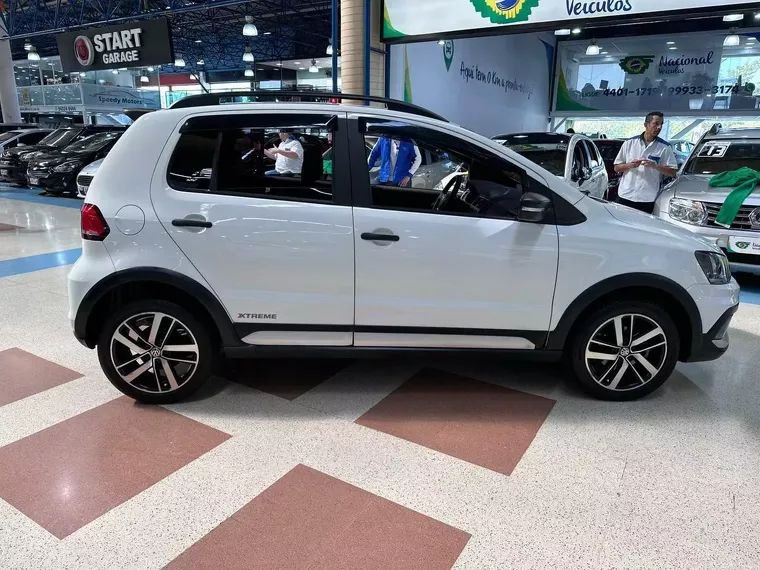 Volkswagen Fox Branco 15