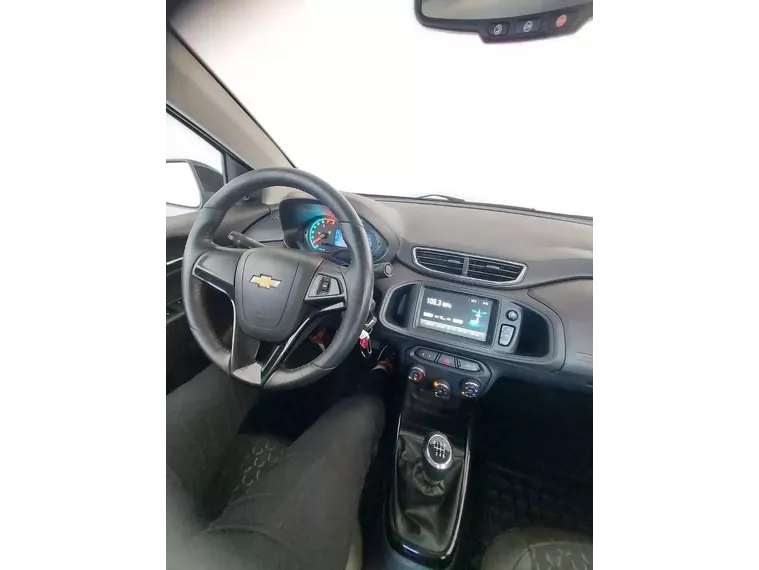 Chevrolet Prisma Preto 9